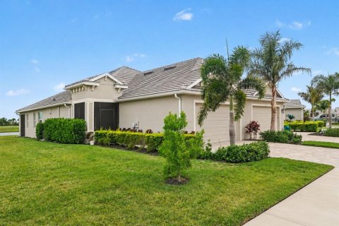 House in Parrish, Florida 2 bedrooms, 146.32 sq.m. № 2259519 - photo 3