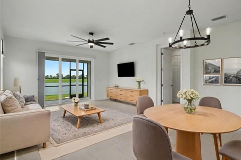 House in Parrish, Florida 2 bedrooms, 146.32 sq.m. № 2259519 - photo 4