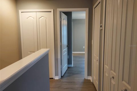 Touwnhouse à louer à Tampa, Floride: 2 chambres, 101.08 m2 № 2401211 - photo 22