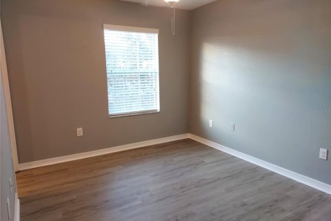 Touwnhouse à louer à Tampa, Floride: 2 chambres, 101.08 m2 № 2401211 - photo 13
