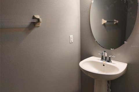 Touwnhouse à louer à Tampa, Floride: 2 chambres, 101.08 m2 № 2401211 - photo 24