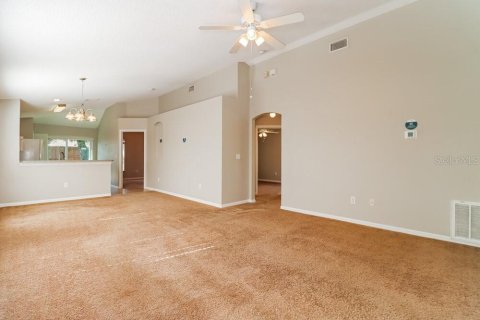 Villa ou maison à louer à Riverview, Floride: 3 chambres, 122.07 m2 № 2100556 - photo 4