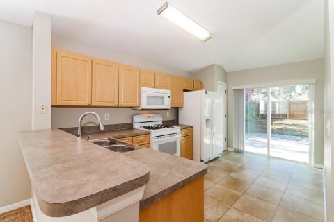 Villa ou maison à louer à Riverview, Floride: 3 chambres, 122.07 m2 № 2100556 - photo 8