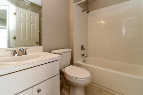 Villa ou maison à louer à Riverview, Floride: 3 chambres, 122.07 m2 № 2100556 - photo 15