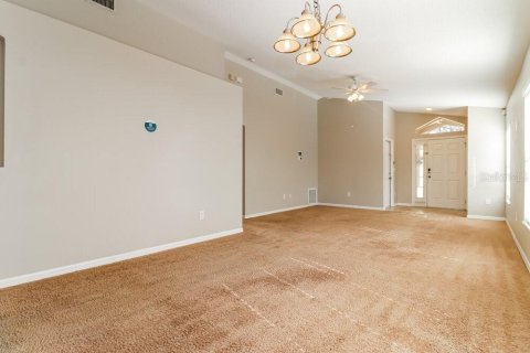 Villa ou maison à louer à Riverview, Floride: 3 chambres, 122.07 m2 № 2100556 - photo 6