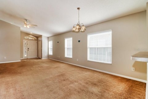 Villa ou maison à louer à Riverview, Floride: 3 chambres, 122.07 m2 № 2100556 - photo 7