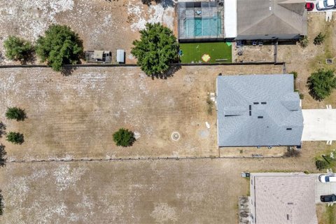 Casa en venta en Eagle Lake, Florida, 5 dormitorios, 274.62 m2 № 2303029 - foto 6