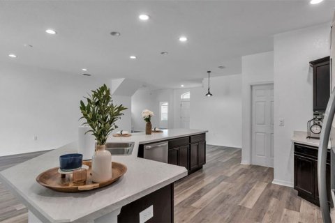 Casa en venta en Eagle Lake, Florida, 5 dormitorios, 274.62 m2 № 2303029 - foto 17