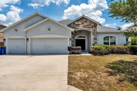 Casa en venta en Eagle Lake, Florida, 5 dormitorios, 274.62 m2 № 2303029 - foto 3