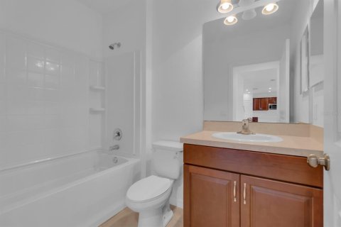 Casa en venta en Clermont, Florida, 5 dormitorios, 212.65 m2 № 2151490 - foto 21