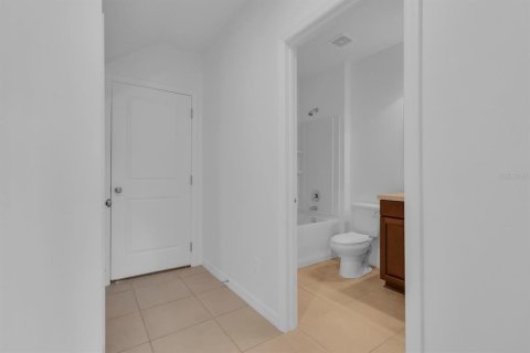 Casa en venta en Clermont, Florida, 5 dormitorios, 212.65 m2 № 2151490 - foto 17