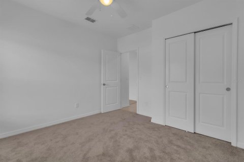 Casa en venta en Clermont, Florida, 5 dormitorios, 212.65 m2 № 2151490 - foto 20