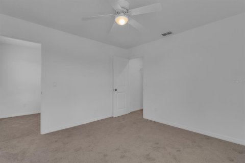 Casa en venta en Clermont, Florida, 5 dormitorios, 212.65 m2 № 2151490 - foto 25