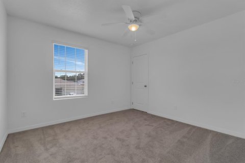 Casa en venta en Clermont, Florida, 5 dormitorios, 212.65 m2 № 2151490 - foto 28