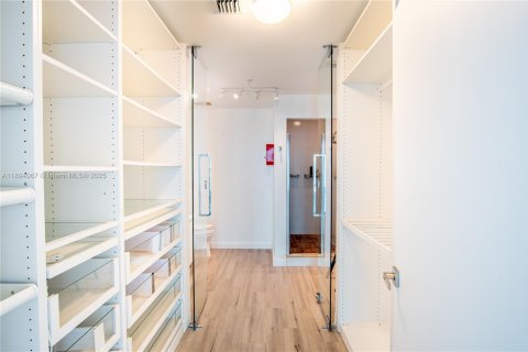 Copropriété à louer à Miami, Floride: 2 chambres, 154.96 m2 № 1946057 - photo 26