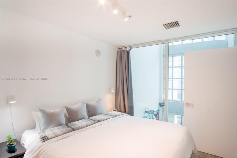 Copropriété à louer à Miami, Floride: 2 chambres, 154.96 m2 № 1946057 - photo 16