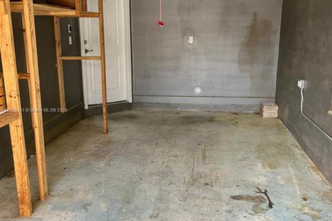 Townhouse in Tamarac, Florida 3 bedrooms, 152.55 sq.m. № 2015148 - photo 23