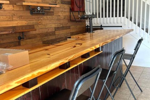 Townhouse in Tamarac, Florida 3 bedrooms, 152.55 sq.m. № 2015148 - photo 4