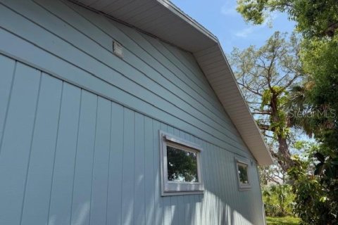 House in New Port Richey, Florida 3 bedrooms, 147.71 sq.m. № 1881169 - photo 5