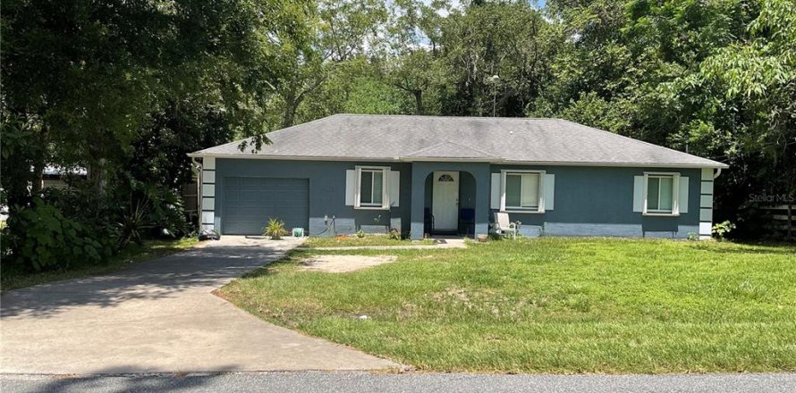 House in Belleview, Florida 3 bedrooms, 110.37 sq.m. № 1874033
