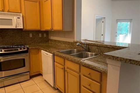 Condominio en venta en South Miami, Florida, 2 dormitorios, 93.83 m2 № 1701105 - foto 8