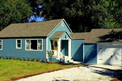 Casa en venta en Mount Dora, Florida, 3 dormitorios, 100.33 m2 № 1771929 - foto 1