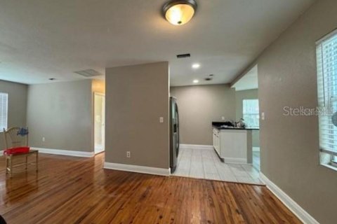 Casa en venta en Mount Dora, Florida, 3 dormitorios, 100.33 m2 № 1771929 - foto 7