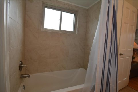 Casa en alquiler en Palm Coast, Florida, 3 dormitorios, 199 m2 № 2096050 - foto 17