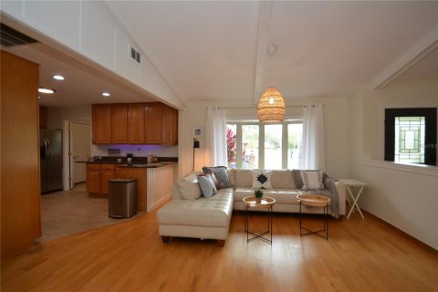 Casa en alquiler en Palm Coast, Florida, 3 dormitorios, 199 m2 № 2096050 - foto 5