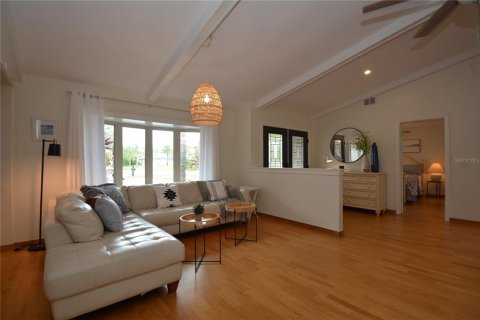 Casa en alquiler en Palm Coast, Florida, 3 dormitorios, 199 m2 № 2096050 - foto 6