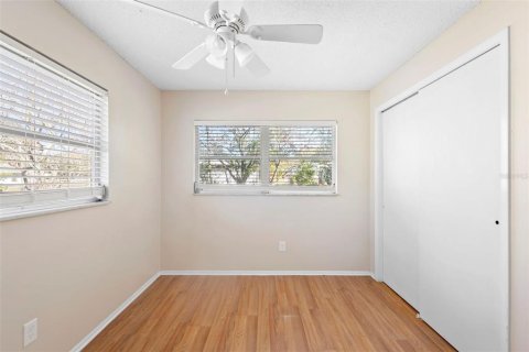House in Deltona, Florida 2 bedrooms, 80.27 sq.m. № 2104754 - photo 22