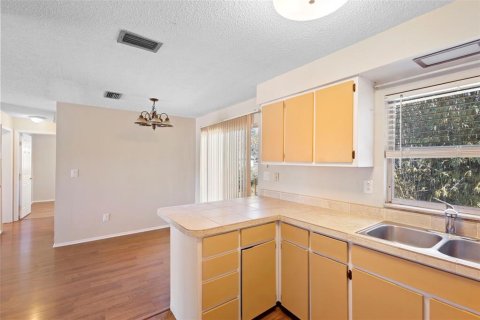 House in Deltona, Florida 2 bedrooms, 80.27 sq.m. № 2104754 - photo 18