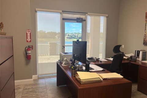 Propiedad comercial en venta en New Smyrna Beach, Florida, 123.37 m2 № 1801547 - foto 3