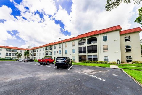 Copropriété à vendre à Dunedin, Floride: 2 chambres, 86.4 m2 № 1801798 - photo 1