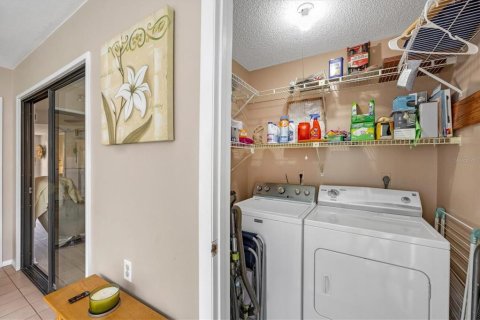 Condo in Bradenton, Florida, 2 bedrooms  № 1550965 - photo 27