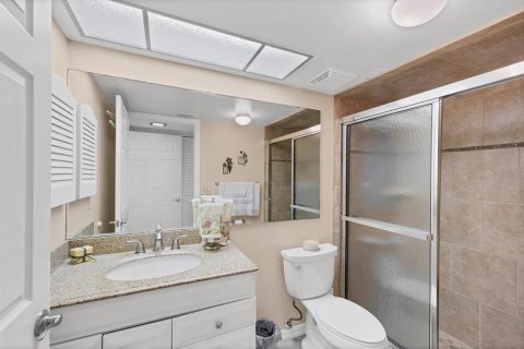 Condo in Bradenton, Florida, 2 bedrooms  № 1550965 - photo 23