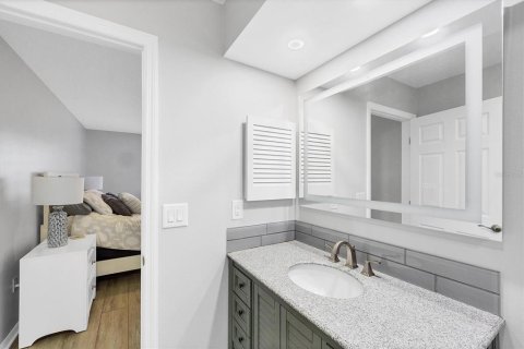Condo in Bradenton, Florida, 2 bedrooms  № 1550965 - photo 20