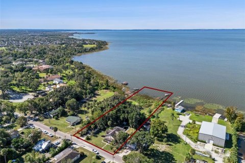 Villa ou maison à Apopka, Floride 4 chambres, 334.63 m2 № 2099133
