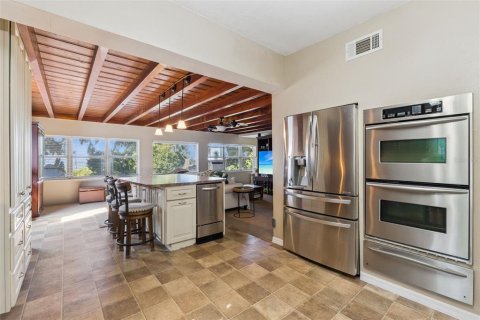 Casa en venta en Apopka, Florida, 4 dormitorios, 334.63 m2 № 2099133 - foto 9