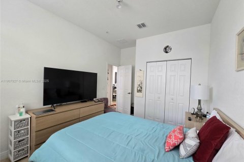 Adosado en venta en Miramar, Florida, 3 dormitorios, 163.51 m2 № 1969355 - foto 26