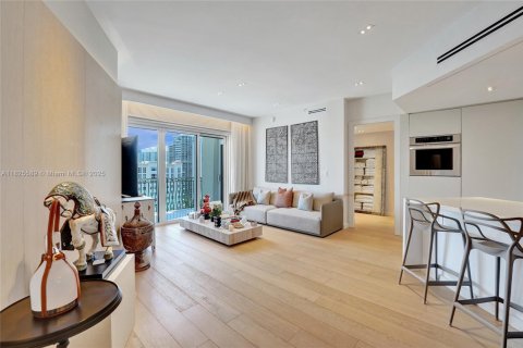 Condominio en venta en Aventura, Florida, 2 dormitorios, 122.63 m2 № 1794038 - foto 9