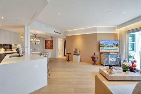 Condominio en venta en Aventura, Florida, 2 dormitorios, 122.63 m2 № 1794038 - foto 13