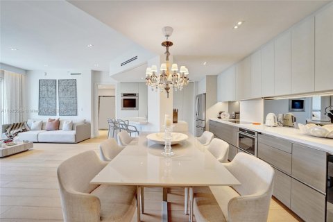 Condominio en venta en Aventura, Florida, 2 dormitorios, 122.63 m2 № 1794038 - foto 7