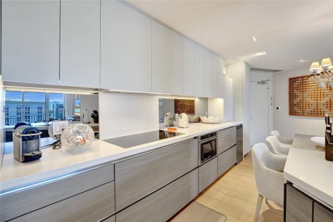 Condominio en venta en Aventura, Florida, 2 dormitorios, 122.63 m2 № 1794038 - foto 6