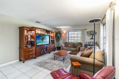 Villa ou maison à vendre à Winter Springs, Floride: 3 chambres, 170.1 m2 № 1876148 - photo 5