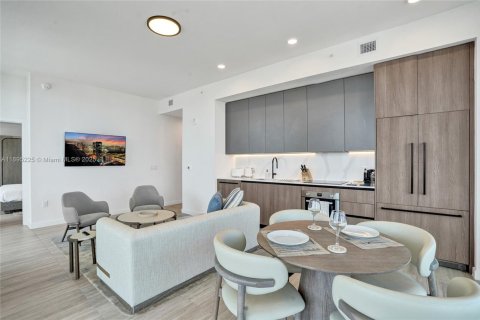 Copropriété à vendre à Miami Beach, Floride: 2 chambres, 92.44 m2 № 1950350 - photo 6