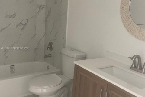 Copropriété à vendre à Palmetto Bay, Floride: 2 chambres, 74.41 m2 № 2084839 - photo 4