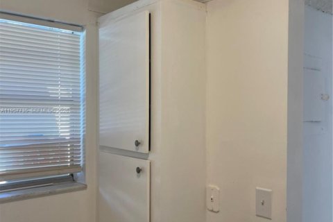Copropriété à vendre à Palmetto Bay, Floride: 2 chambres, 74.41 m2 № 2084839 - photo 2
