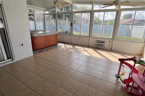 Villa ou maison à louer à Orlando, Floride: 4 chambres, 175.59 m2 № 1681267 - photo 30