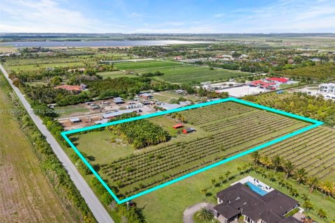 Land in Miami, Florida № 2058842 - photo 7